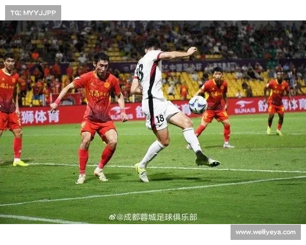 德尔加多、廖力生伤缺蓉城足协杯训练,徐正源变阵 3-1 逆转泰山 德尔加多、廖力生伤缺蓉城足协杯训练,徐正源变阵 3-1 逆转泰山